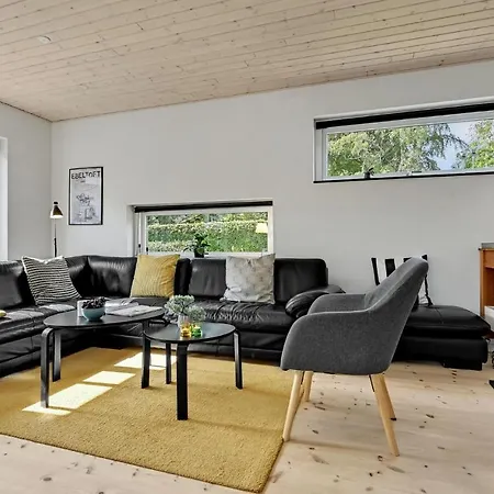 Holiday home 3 Bedroom In Ebeltoft