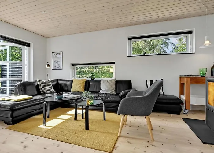 Dom wakacyjny With Fireplace Xi Ebeltoft